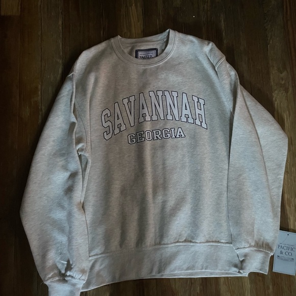 Unisex fantastic savannah georgia crewneck sweatshirt. Super soft cotton. Large. - Picture 1 of 5